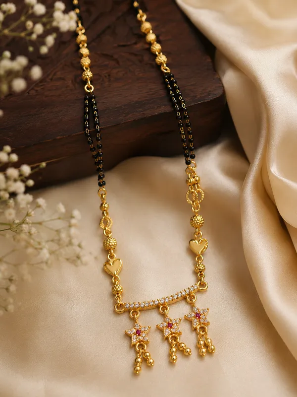 Golden_Heart_Charm_Mangalsutra