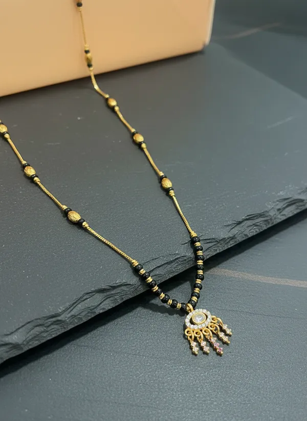 Graceful_Black_Gold_Plated_Bead_AD_Diamond_Pendant_Mangalsutra