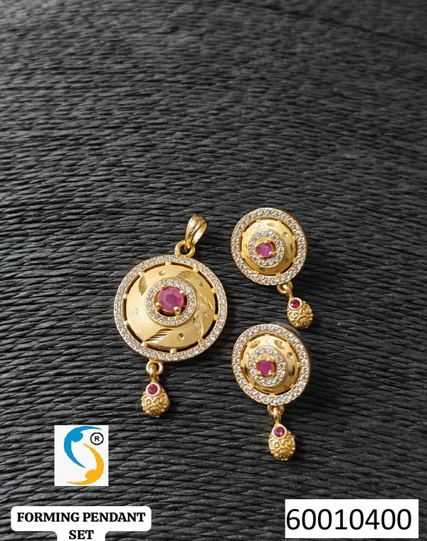 High_Gold_Plated_Stunning_American_Diamond_And_Pink_Diamond_Studded_Forming_Designer_Beautiful_Round_Pendant_Set