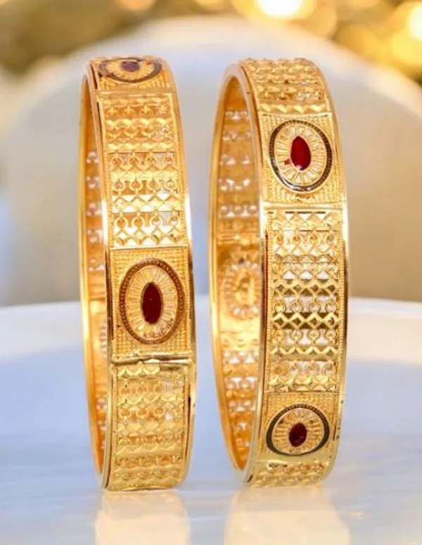 New_Designer_High_Gold_Plated_Pure_Brass_2_Pcs_Oval_Bangle