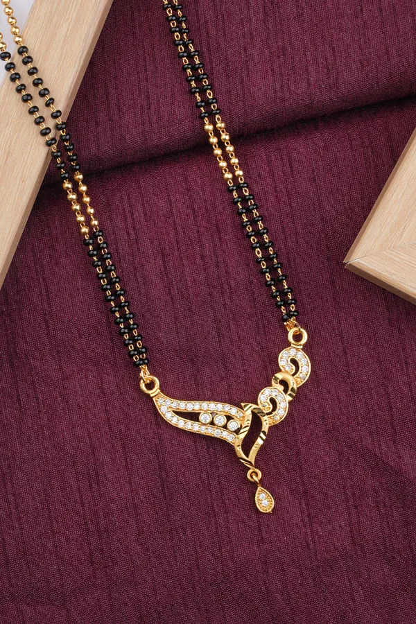 Micro_Gold_Plated_AD_Diamond_Designer_Mangalsutra_with_Curved_Pendant(24_inches)