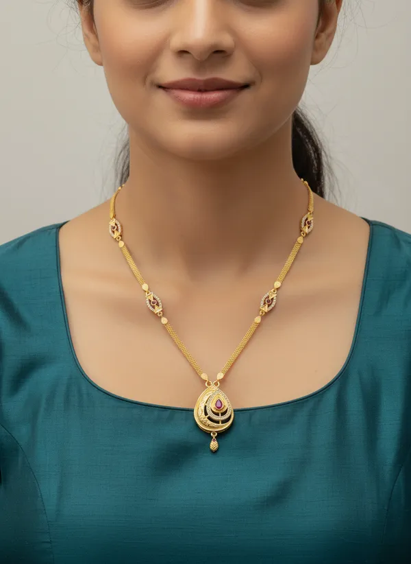 Micro_Gold_Plated_And_Diamond_Studded_Fancy_Oval_Pendant_Set_with_Chain