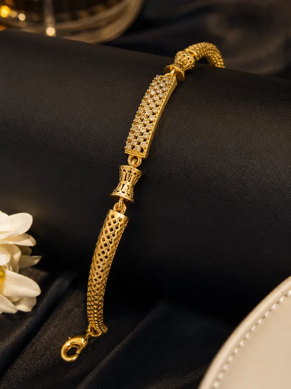 Micro_Gold_Plated_Diamond_Studded_Designer_Fancy_Bracelet_for_Women