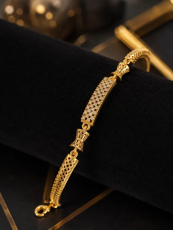 Micro_Gold_Plated_Diamond_Studded_Designer_Fancy_Bracelet_for_Women