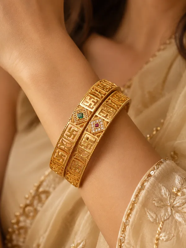 Micro_Gold_Plated_Swastik_Design_Traditional_Kada_Bangles_for_Women