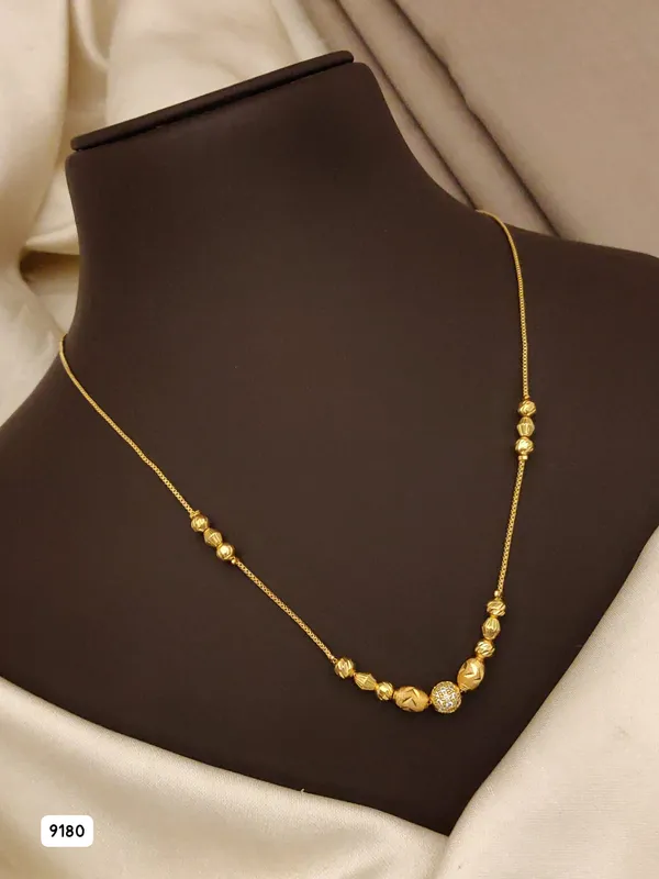 Micro_Gold_Plated_And_Diamond_Daily_Wear_Ball_Chain