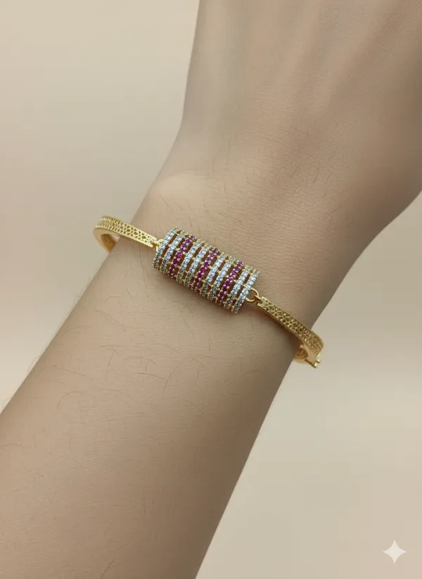 Micro_Gold_Plated_And_Diamond_Studded_Square_Diamond_Bracelet