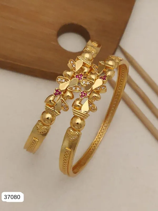 Kalyani Jewellers shreenathji jewellery Micro gold plated daily wear ad diamond stufdded fancy heart shape pcs bangle for women Price in India