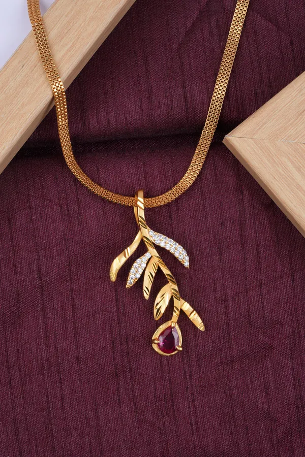 And_Diamond_Fancy_Leaf_Design_Pendant_Set_with_Matching_Earrings