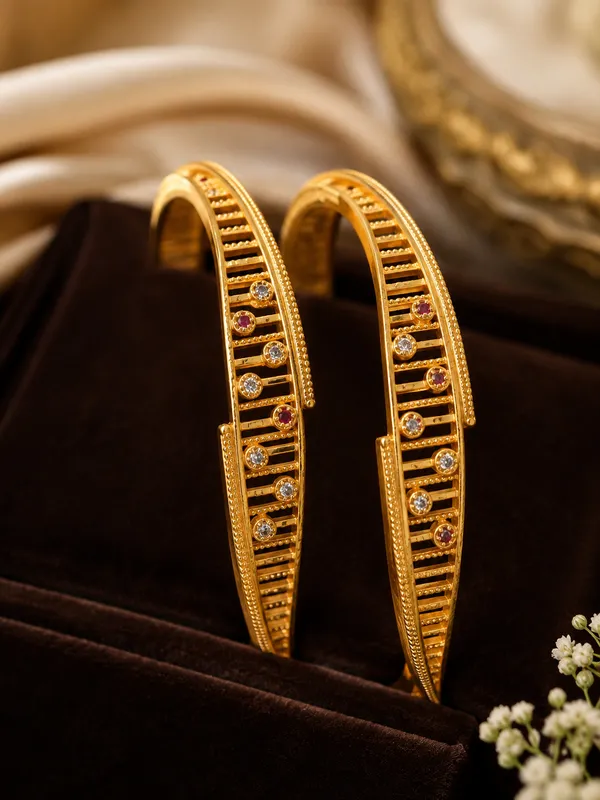 Premium_Gold_Plated_AD_Diamond_Studded_Designer_Cuff_Bangle