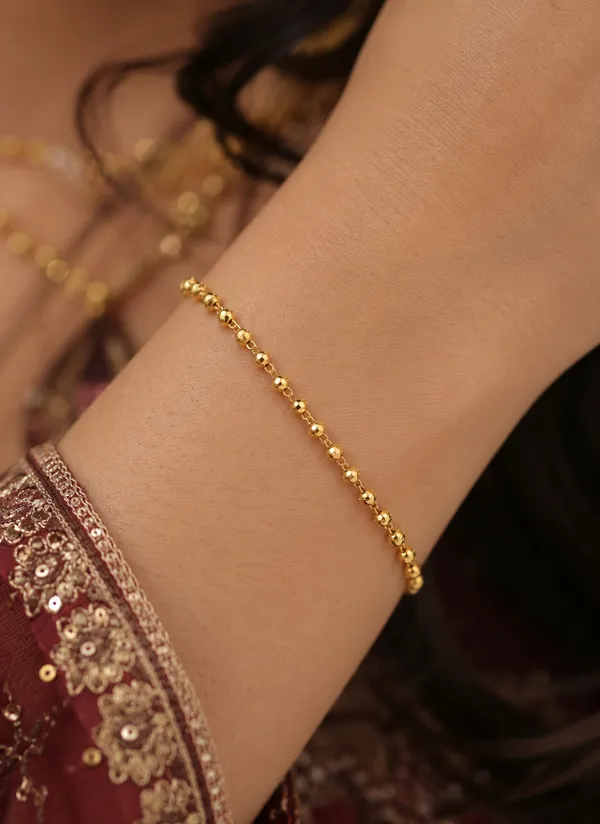 Premium_Gold-Plated_Beaded_Bracelet_for_Women_|_Elegant_Minimalist_Daily_Wear_Bracelet