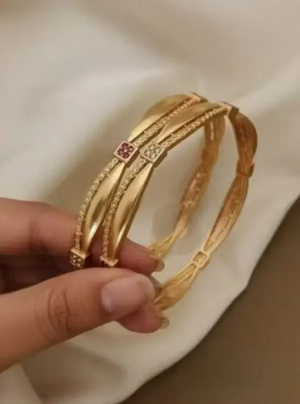 Premium_High_Gold_Plated_Ruby_&_AD_Diamond_Studded_Designer_Kada_Bangle