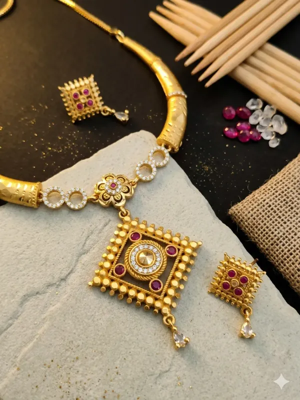 Royal_Gold_Plated_Traditional_Pendant_Necklace_Set_with_Designer_Earrings