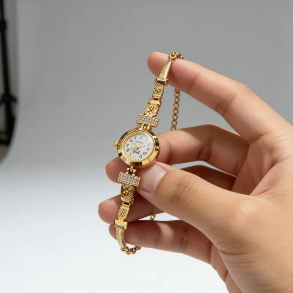 Sophisticated_Gold_Plated_Crystal_Studded_Jewelry_Watch_For_A_Royal_Look