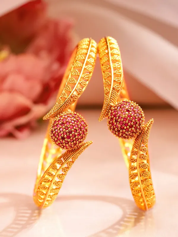 Set_of_2_Gold_Plated_Ruby_Red_Studded_Gold_plated_Traditional_Bangles