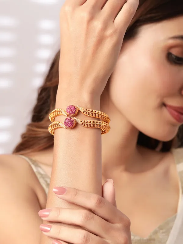 Set_of_2_Gold_Plated_Ruby_Red_Studded_Gold_plated_Traditional_Bangles