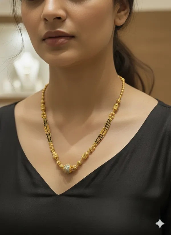 Traditional_Elegance_Diamond_Studded_Gold_Mangalsutra