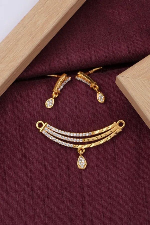 Triple_Layer_Micro_Gold_Plated_AD_Diamond_Pendant_Set_with_Earrings