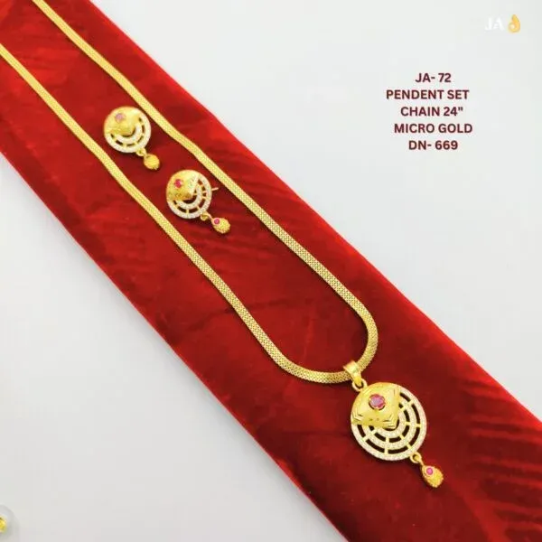 High_Gold_Plated_And_Diamond_Studded_Fancy_Round_Design_Pendant_Chain_with_Ring
