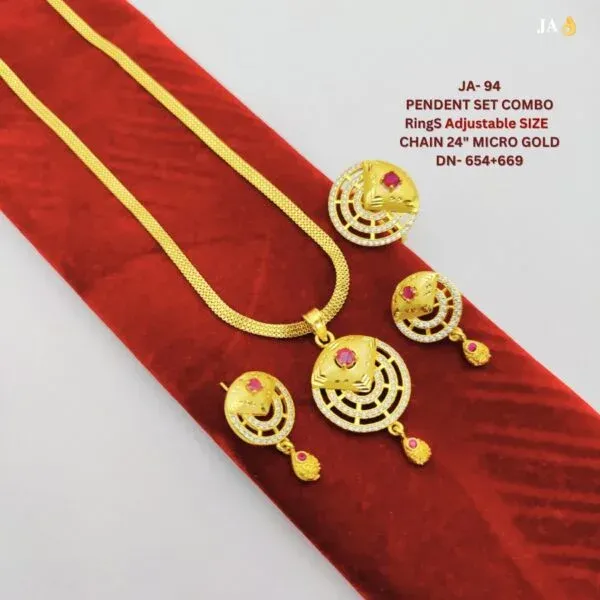 High_Gold_Plated_And_Diamond_Studded_Fancy_Round_Design_Pendant_Chain_with_Ring