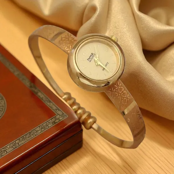Gold_Plated_White_Dial_Adjustable_Bracelet_Watch_for_Women