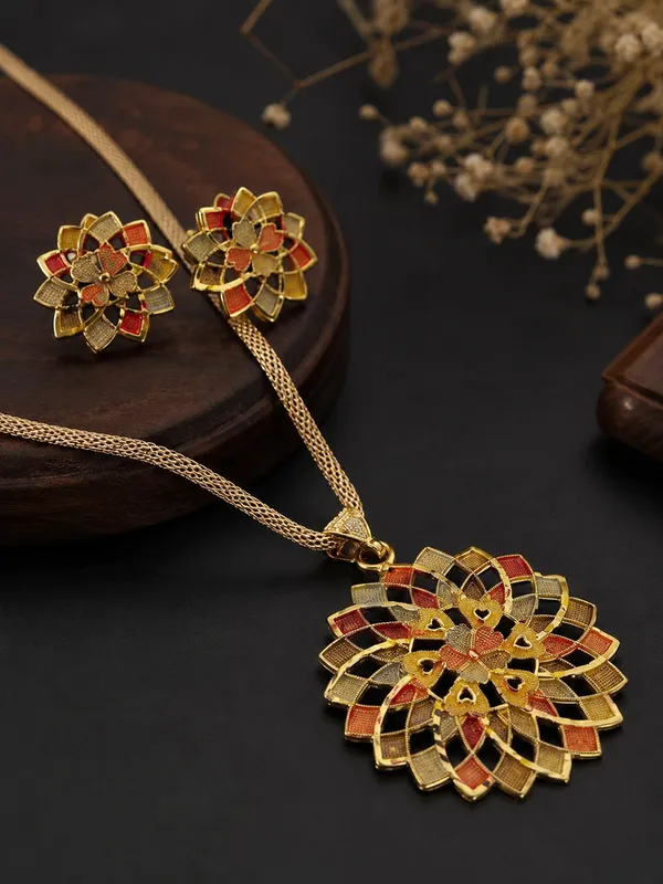 Multicoloured_Designer_High_Gold_Plated_Pendant_Chain_with_Beautiful_Earrings