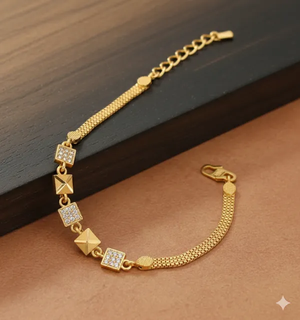 Micro_Gold_Plated_Forming_AD_Diamond_Square_Bracelet