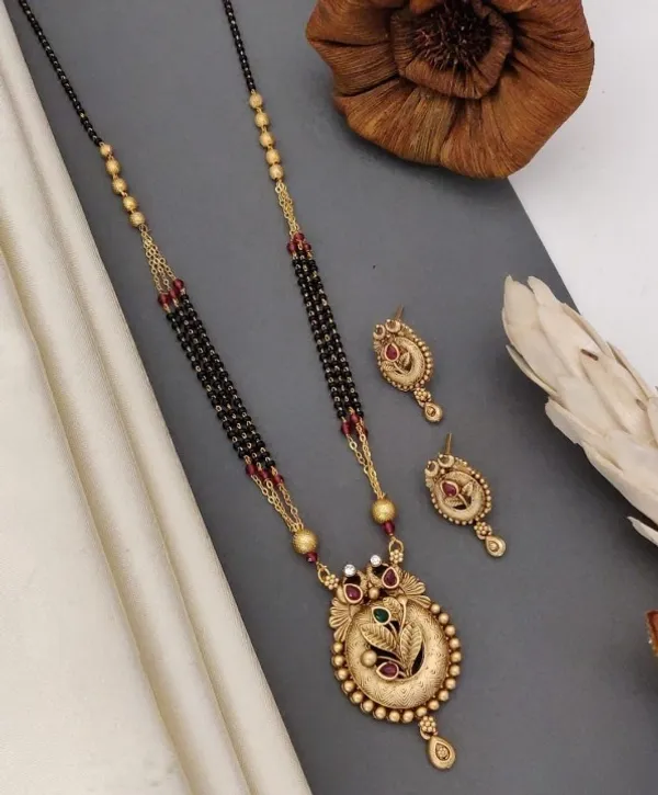 Designer_High_Gold_Plated_And_Diaond_Studded_Fancy_Mangalsutra_with_Earring