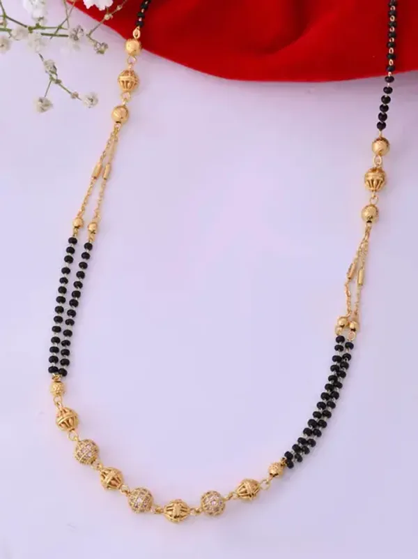 Daily_Wear_And_Diamond_Studded_Fancy_Ball_Mangalsutra_For_Women
