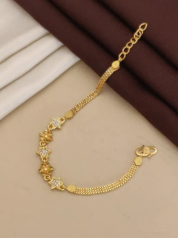 Designer_High_Gold_Plate_And_Diamond_Studed_Daily_Wear_Fancy_Flower_Bracelet