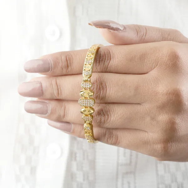 designer_micro_gold_plated_ad_diamond_studed_fancy_bracelet