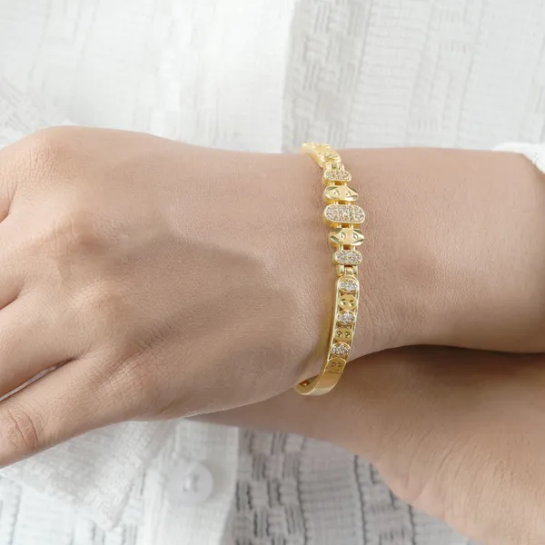 designer_micro_gold_plated_ad_diamond_studed_fancy_bracelet