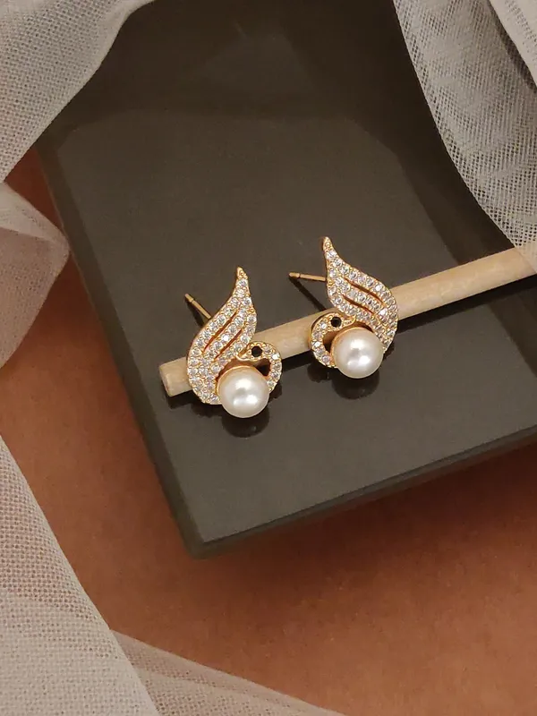 designer_rose_gold_plated_ad_diamond_studed_fancy_pearl_drop_earrign