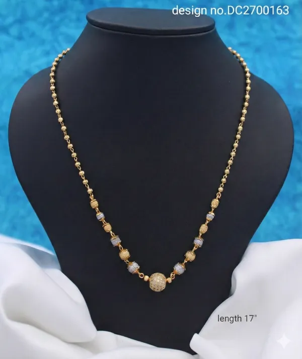 Striking_And_Diamond_Studded_2_Tone_Ball_Chain