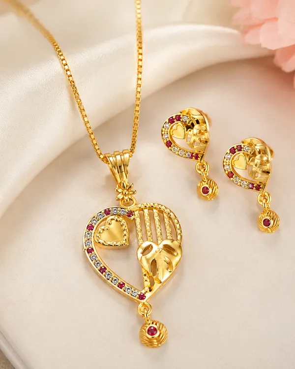 micro_gold_plated_Royal_Heart_Floral_Pendant_Set
