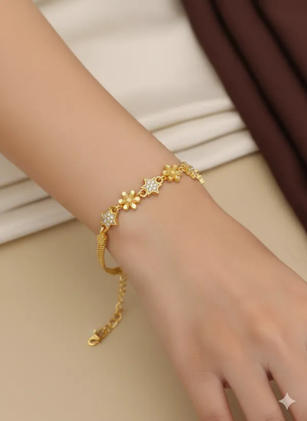 Micro_Gold_Plated_And_Diamond_Studded_Fancy_Flower_Bracelet