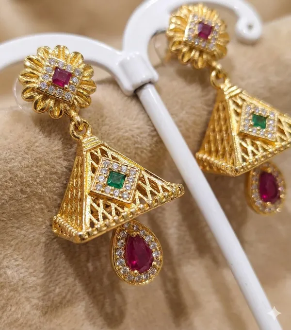 micro_gold_plated_ad_diamond_studed_fancy_kempu_work_earring