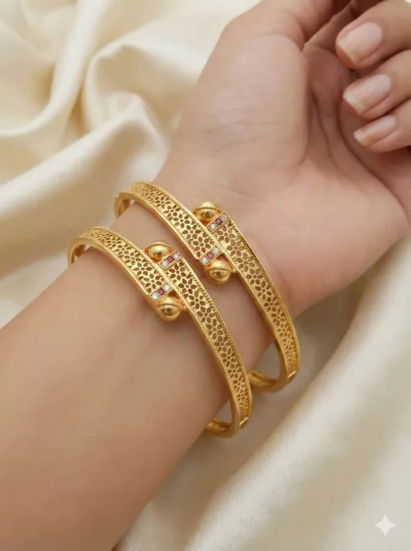 Micro_Gold_Plated_AD_Diamond_Studded_Daily_Wear_Bangle_Set_of_2_for_Women