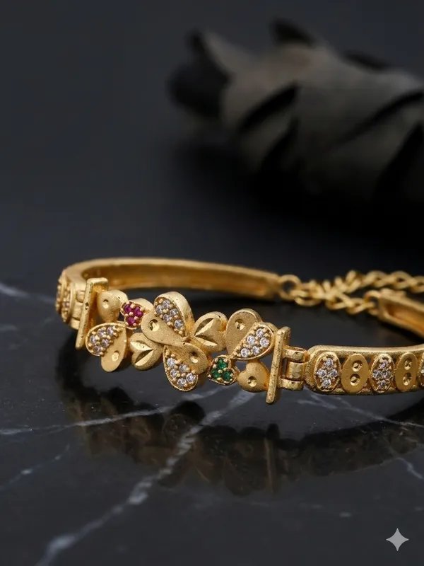 Micro_Gold_Plated_And_Diamond_Studded_Fancy_Flower_Bracelet