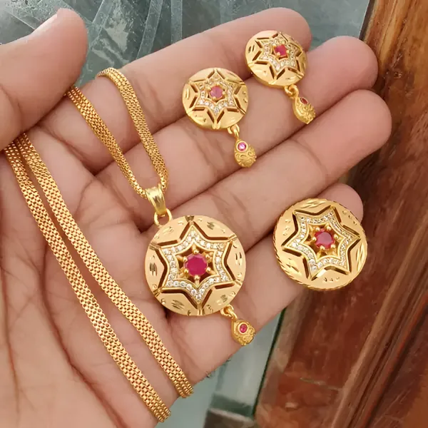 Micro_Gold_Plated_And_Diamond_Studed_Fancy_Star_Pendent_Set_with_Adjustable_Ring