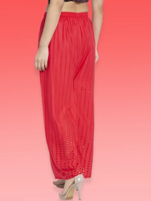 Chic_Red_Shera_Plaazo:_Make_a_Statement