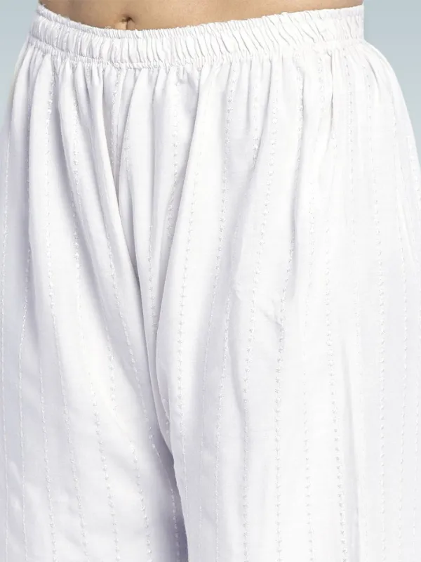 Elegant_White_Shera_Plaazo:_Timeless_Style