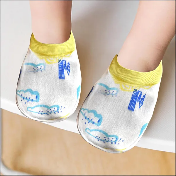 Pack_Of_8_Bitsy_New_Born_Baby_Gift_Set_(Yellow)