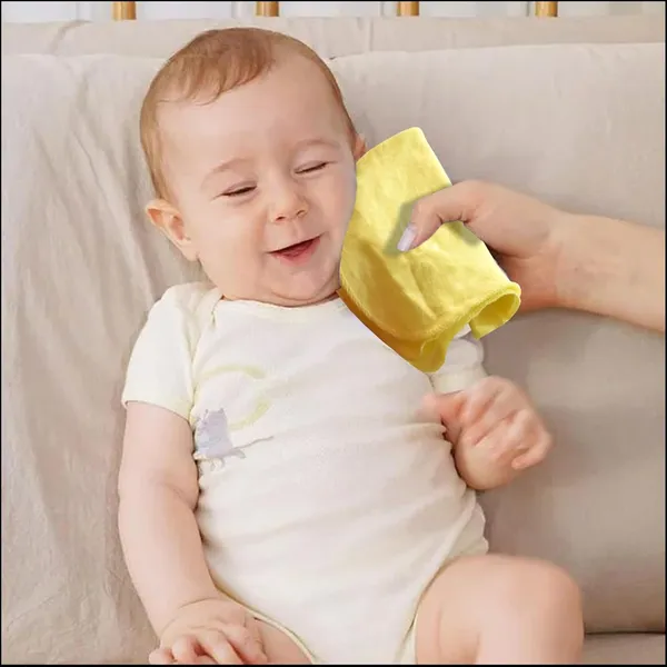 Pack_Of_8_Bitsy_New_Born_Baby_Gift_Set_(Yellow)