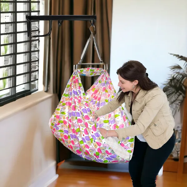 Vparents_Chunky_Baby_Swing_Cradle_With_Spring_And_Metal_Window_Cradle_Hanger_(Pink)
