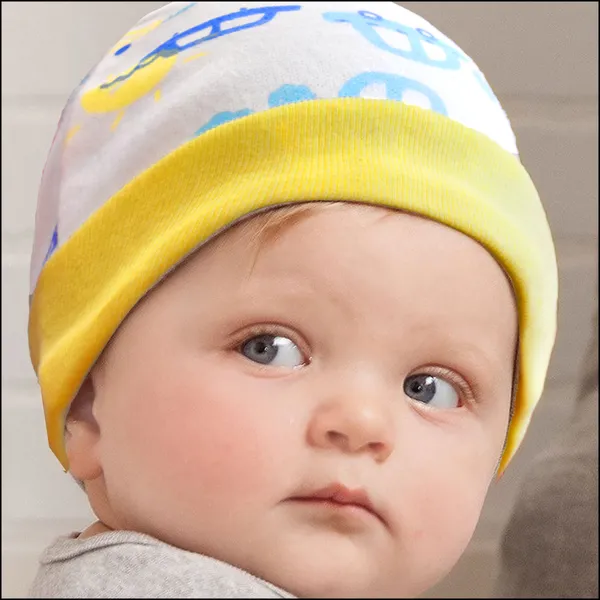 Pack_of_8_Bitsy_New_Born_Baby_Gift_Set_(Yellow)