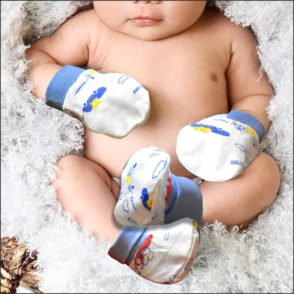 Pack_of_8_Bitsy_New_Born_Baby_Gift_Set_(Blue)