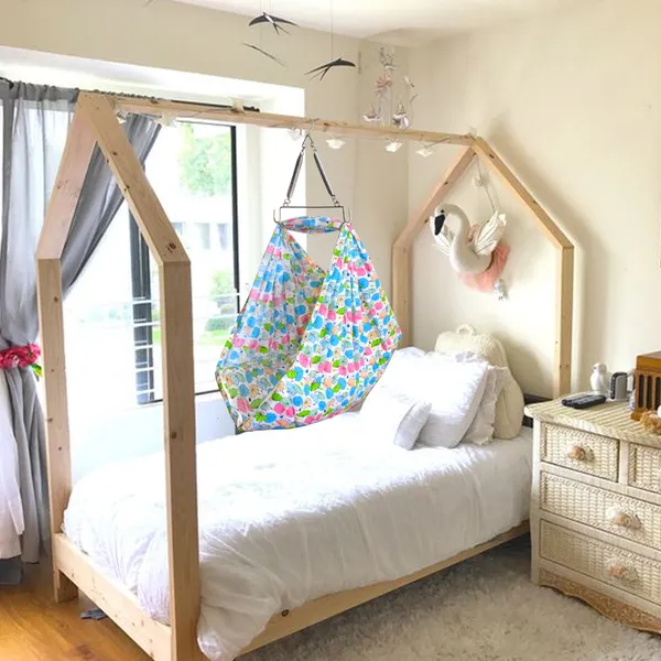 Blue_Chunky_Baby_Swing_Cradle_With_Spring_&_Metal_Window_Cradle_Hanger