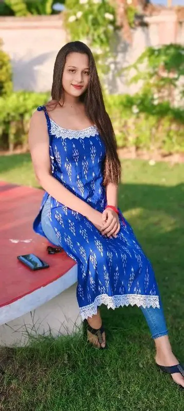 VEDRAJ_Aagyeyi_Ensemble_Kurtis