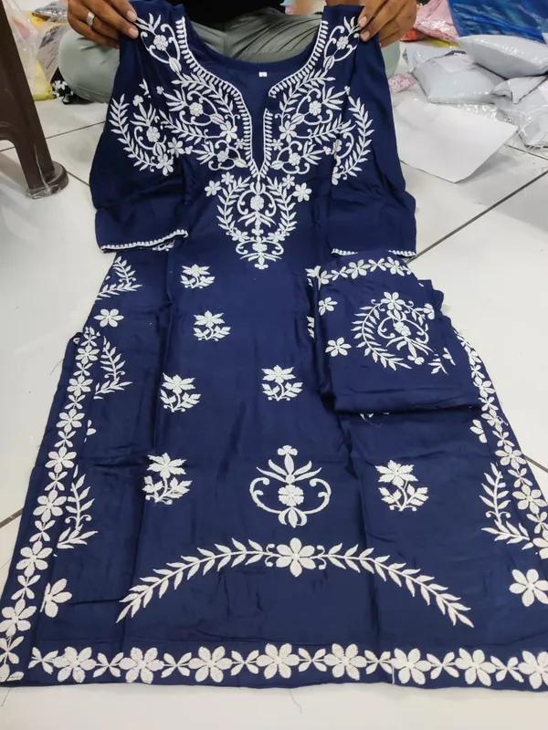 Kurti_With_Pant_Heavy_Rayon_Fabric_With_Lakhnavi_Style_Work